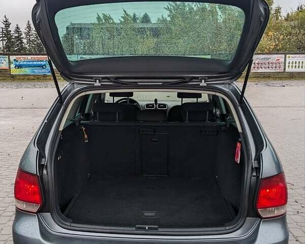 Серый Фольксваген Гольф, объемом двигателя 1.6 л и пробегом 351 тыс. км за 6500 $, фото 10 на Automoto.ua