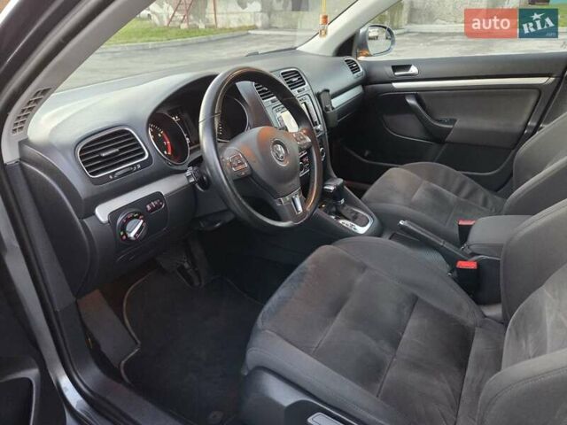 Серый Фольксваген Гольф, объемом двигателя 1.4 л и пробегом 259 тыс. км за 8500 $, фото 7 на Automoto.ua