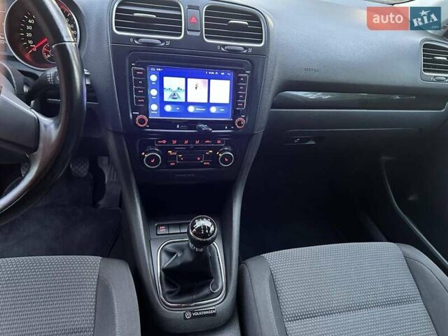 Серый Фольксваген Гольф, объемом двигателя 1.39 л и пробегом 211 тыс. км за 7250 $, фото 14 на Automoto.ua