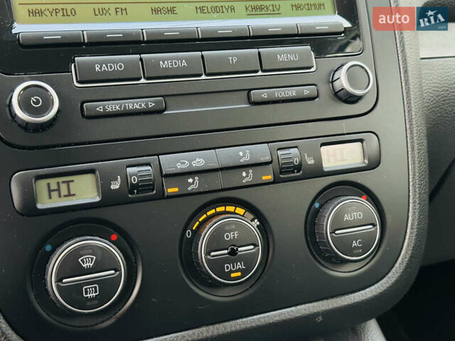 Серый Фольксваген Гольф, объемом двигателя 1.4 л и пробегом 168 тыс. км за 7600 $, фото 28 на Automoto.ua