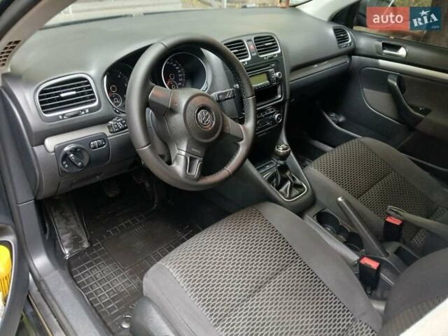 Сірий Фольксваген Гольф, об'ємом двигуна 1.6 л та пробігом 307 тис. км за 7100 $, фото 7 на Automoto.ua
