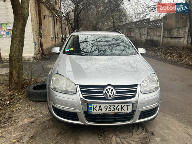 Серый Фольксваген Гольф, объемом двигателя 1.39 л и пробегом 250 тыс. км за 5912 $, фото 3 на Automoto.ua