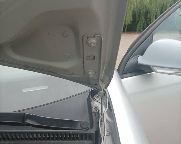 Серый Фольксваген Гольф, объемом двигателя 1.4 л и пробегом 175 тыс. км за 5300 $, фото 2 на Automoto.ua