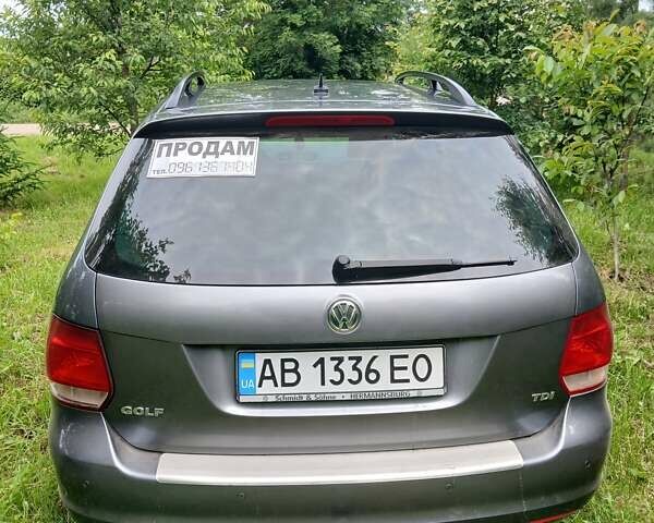 Серый Фольксваген Гольф, объемом двигателя 1.6 л и пробегом 260 тыс. км за 7400 $, фото 2 на Automoto.ua