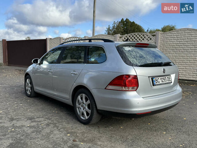 Серый Фольксваген Гольф, объемом двигателя 1.9 л и пробегом 343 тыс. км за 6600 $, фото 6 на Automoto.ua