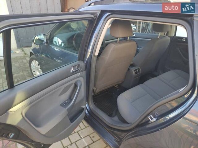 Серый Фольксваген Гольф, объемом двигателя 1.4 л и пробегом 325 тыс. км за 6300 $, фото 8 на Automoto.ua