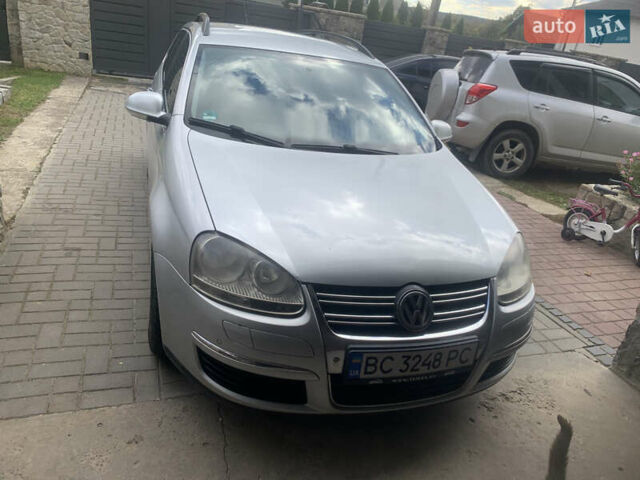 Серый Фольксваген Гольф, объемом двигателя 2 л и пробегом 250 тыс. км за 5900 $, фото 3 на Automoto.ua