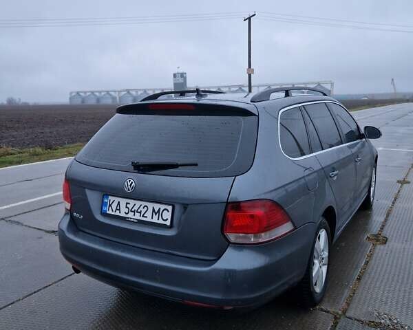 Серый Фольксваген Гольф, объемом двигателя 1.6 л и пробегом 282 тыс. км за 6900 $, фото 9 на Automoto.ua