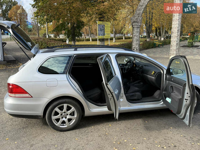 Серый Фольксваген Гольф, объемом двигателя 1.9 л и пробегом 343 тыс. км за 6600 $, фото 9 на Automoto.ua