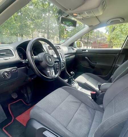 Серый Фольксваген Гольф, объемом двигателя 1.39 л и пробегом 209 тыс. км за 7300 $, фото 3 на Automoto.ua