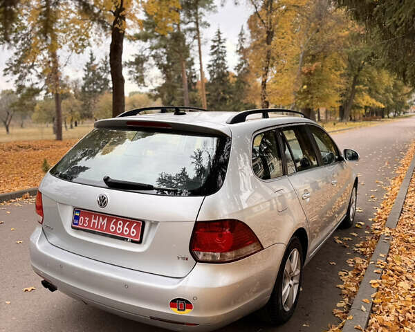 Сірий Фольксваген Гольф, об'ємом двигуна 1.39 л та пробігом 173 тис. км за 7800 $, фото 37 на Automoto.ua