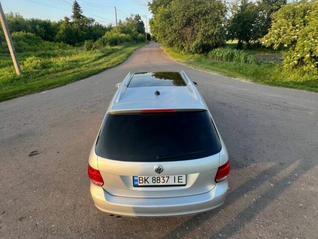 Серый Фольксваген Гольф, объемом двигателя 2 л и пробегом 320 тыс. км за 7500 $, фото 6 на Automoto.ua