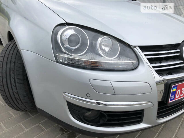 Сірий Фольксваген Гольф, об'ємом двигуна 1.4 л та пробігом 220 тис. км за 5150 $, фото 5 на Automoto.ua