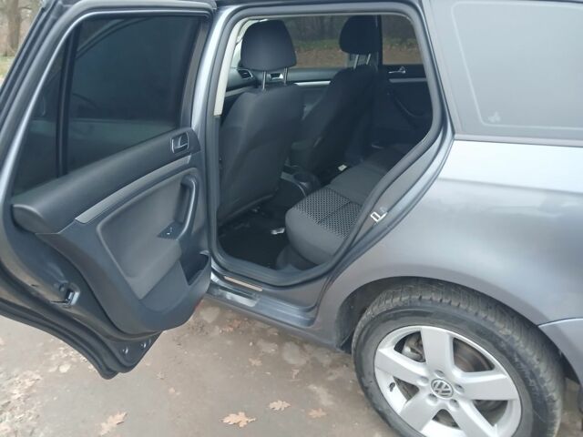 Серый Фольксваген Гольф, объемом двигателя 0 л и пробегом 307 тыс. км за 6500 $, фото 6 на Automoto.ua