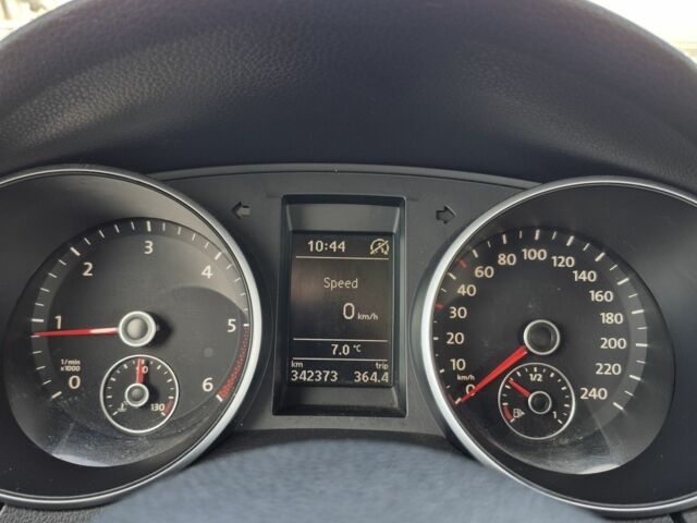 Серый Фольксваген Гольф, объемом двигателя 1.6 л и пробегом 342 тыс. км за 7000 $, фото 7 на Automoto.ua