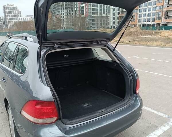 Сірий Фольксваген Гольф, об'ємом двигуна 1.39 л та пробігом 211 тис. км за 6400 $, фото 11 на Automoto.ua