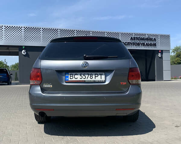 Серый Фольксваген Гольф, объемом двигателя 1.6 л и пробегом 320 тыс. км за 7350 $, фото 3 на Automoto.ua