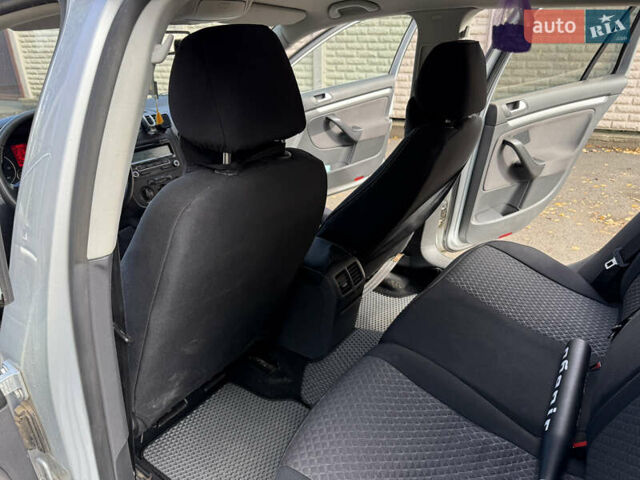 Серый Фольксваген Гольф, объемом двигателя 1.9 л и пробегом 343 тыс. км за 6600 $, фото 15 на Automoto.ua