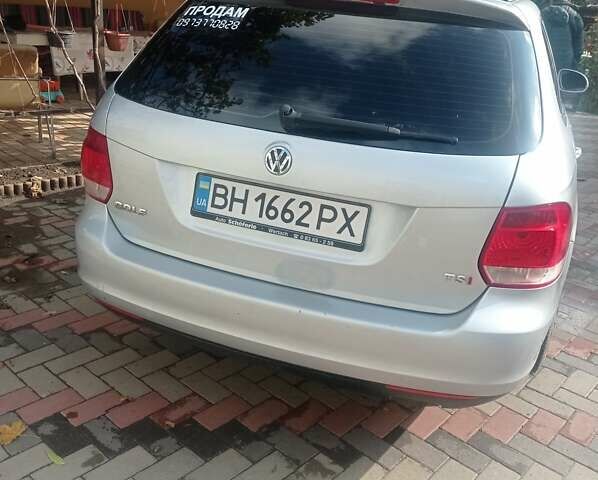 Фольксваген Гольф 2009 в Черноморске (Ильичевске) на Automoto.ua Серый Фольксваген Гольф, объемом двигателя 1.39 л и пробегом 233 тыс. км за 4800 $, фото 8 на Automoto.ua