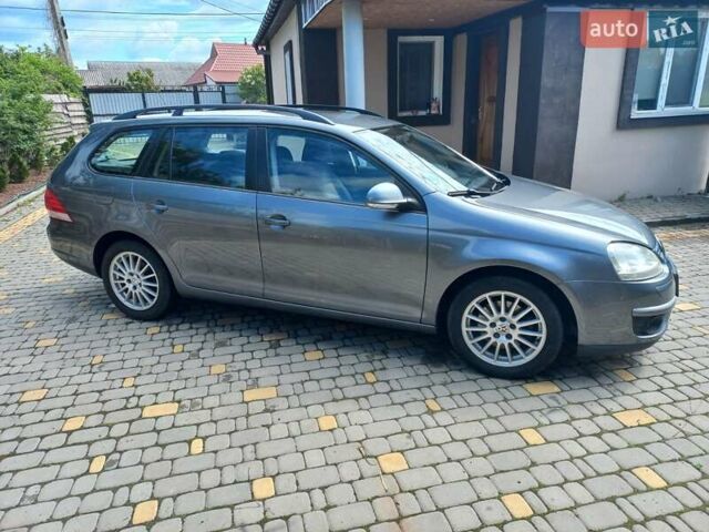 Серый Фольксваген Гольф, объемом двигателя 1.4 л и пробегом 225 тыс. км за 5550 $, фото 14 на Automoto.ua