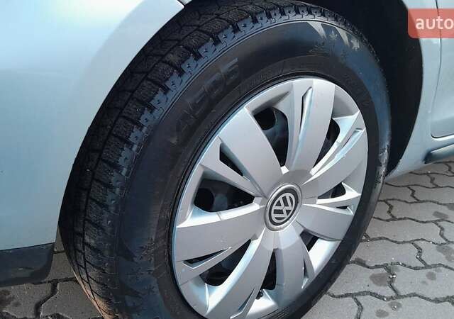 Серый Фольксваген Гольф, объемом двигателя 1.6 л и пробегом 370 тыс. км за 4900 $, фото 6 на Automoto.ua