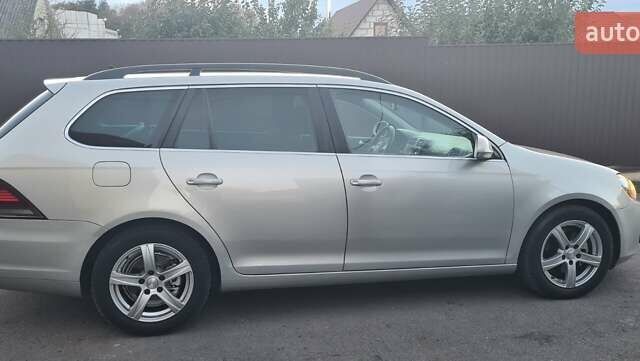 Серый Фольксваген Гольф, объемом двигателя 1.39 л и пробегом 114 тыс. км за 5950 $, фото 6 на Automoto.ua