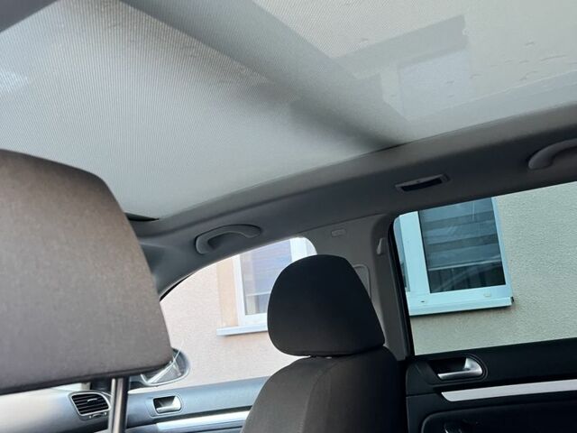 Серый Фольксваген Гольф, объемом двигателя 1.4 л и пробегом 277 тыс. км за 7300 $, фото 5 на Automoto.ua