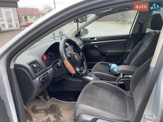 Серый Фольксваген Гольф, объемом двигателя 1.9 л и пробегом 343 тыс. км за 5950 $, фото 6 на Automoto.ua