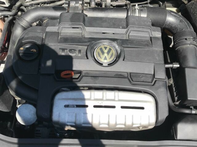 Серый Фольксваген Гольф, объемом двигателя 1.4 л и пробегом 131 тыс. км за 8800 $, фото 8 на Automoto.ua