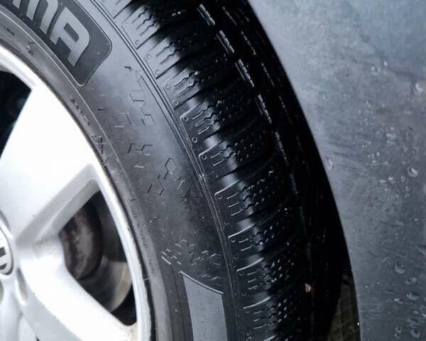 Серый Фольксваген Гольф, объемом двигателя 1.6 л и пробегом 282 тыс. км за 6900 $, фото 14 на Automoto.ua