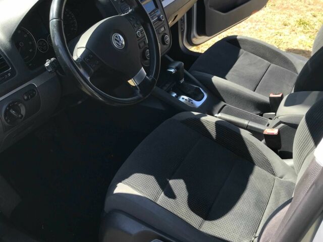 Серый Фольксваген Гольф, объемом двигателя 1.4 л и пробегом 131 тыс. км за 8800 $, фото 9 на Automoto.ua