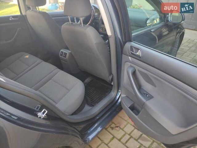 Серый Фольксваген Гольф, объемом двигателя 1.4 л и пробегом 325 тыс. км за 6300 $, фото 9 на Automoto.ua