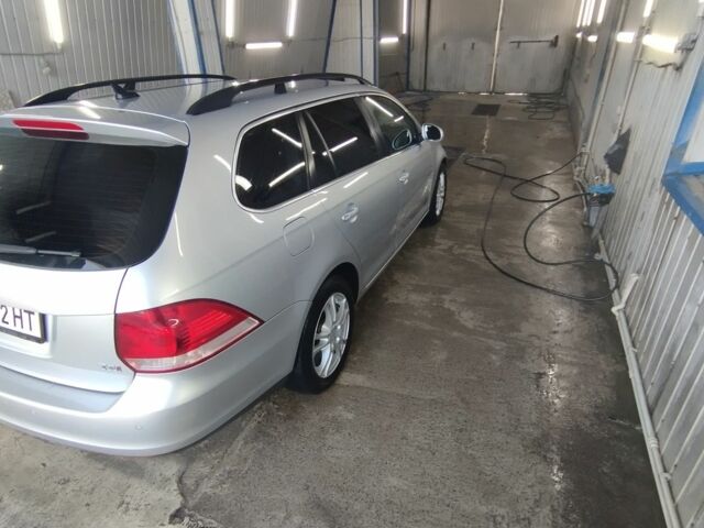 Серый Фольксваген Гольф, объемом двигателя 1.4 л и пробегом 232 тыс. км за 5600 $, фото 5 на Automoto.ua