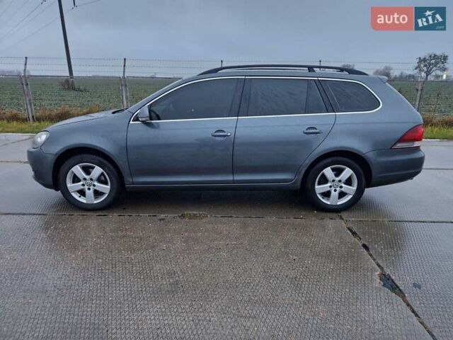 Серый Фольксваген Гольф, объемом двигателя 1.6 л и пробегом 282 тыс. км за 6900 $, фото 5 на Automoto.ua