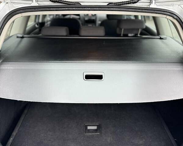 Серый Фольксваген Гольф, объемом двигателя 1.4 л и пробегом 220 тыс. км за 5999 $, фото 6 на Automoto.ua