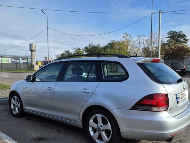 Серый Фольксваген Гольф, объемом двигателя 1.6 л и пробегом 342 тыс. км за 7000 $, фото 4 на Automoto.ua