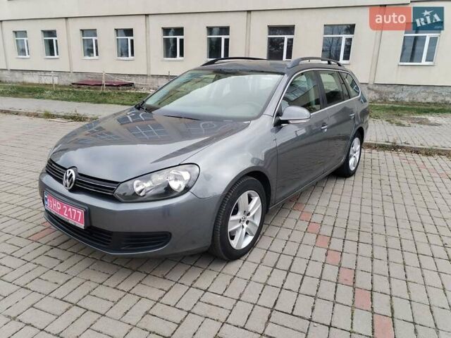 Серый Фольксваген Гольф, объемом двигателя 1.6 л и пробегом 253 тыс. км за 7700 $, фото 6 на Automoto.ua
