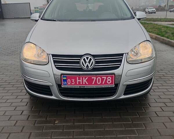 Серый Фольксваген Гольф, объемом двигателя 1.4 л и пробегом 245 тыс. км за 6200 $, фото 15 на Automoto.ua