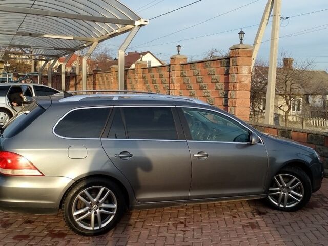 Серый Фольксваген Гольф, объемом двигателя 2 л и пробегом 370 тыс. км за 7000 $, фото 1 на Automoto.ua