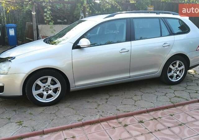 Серый Фольксваген Гольф, объемом двигателя 1.6 л и пробегом 222 тыс. км за 6799 $, фото 33 на Automoto.ua