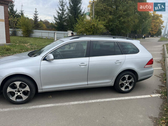 Серый Фольксваген Гольф, объемом двигателя 1.39 л и пробегом 241 тыс. км за 7000 $, фото 1 на Automoto.ua