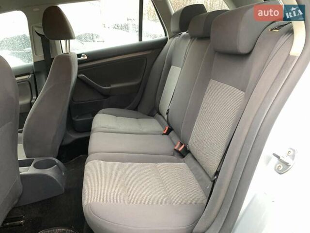 Серый Фольксваген Гольф, объемом двигателя 1.9 л и пробегом 280 тыс. км за 6690 $, фото 26 на Automoto.ua