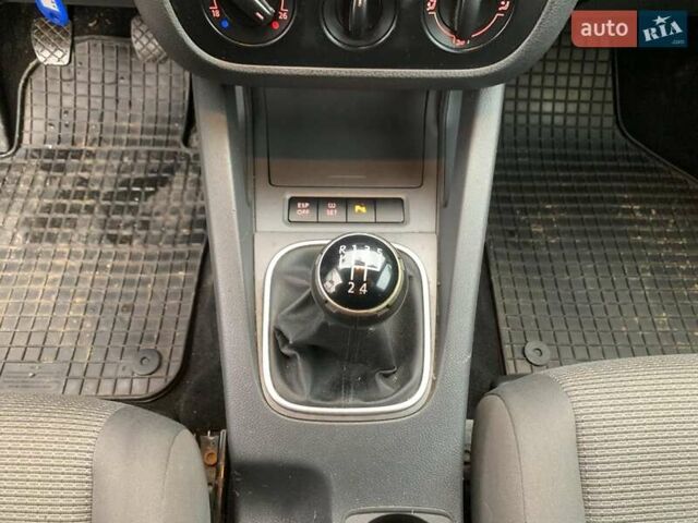 Серый Фольксваген Гольф, объемом двигателя 1.9 л и пробегом 280 тыс. км за 6690 $, фото 34 на Automoto.ua