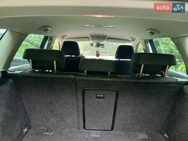 Серый Фольксваген Гольф, объемом двигателя 1.6 л и пробегом 260 тыс. км за 7400 $, фото 43 на Automoto.ua