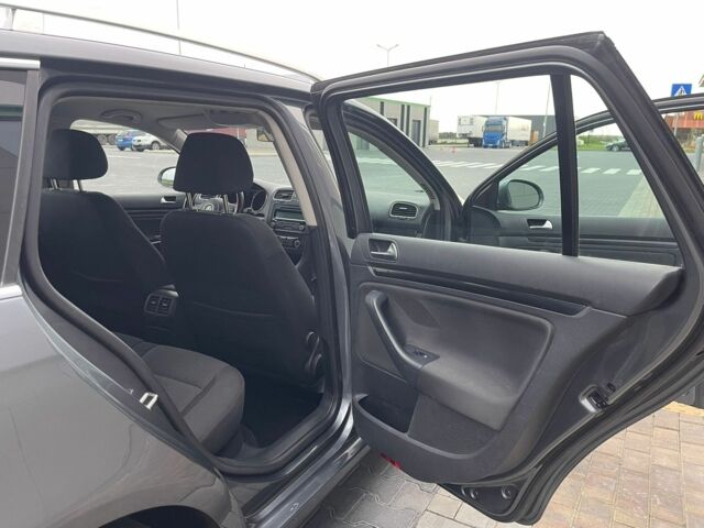 Серый Фольксваген Гольф, объемом двигателя 1.4 л и пробегом 158 тыс. км за 6990 $, фото 8 на Automoto.ua