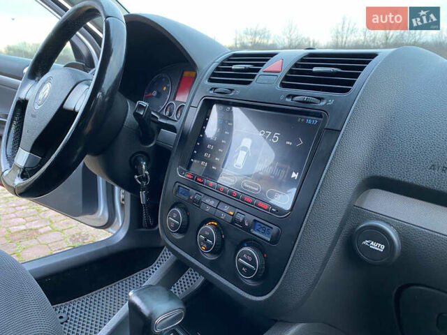 Серый Фольксваген Гольф, объемом двигателя 1.9 л и пробегом 343 тыс. км за 5900 $, фото 75 на Automoto.ua