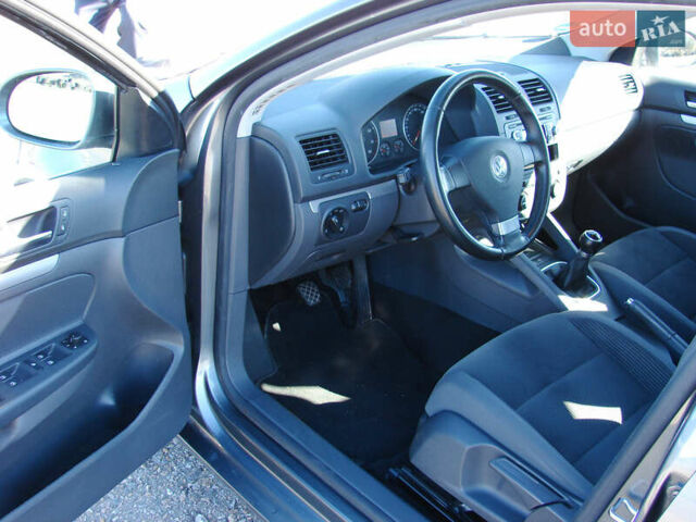 Сірий Фольксваген Гольф, об'ємом двигуна 1.4 л та пробігом 192 тис. км за 6200 $, фото 13 на Automoto.ua