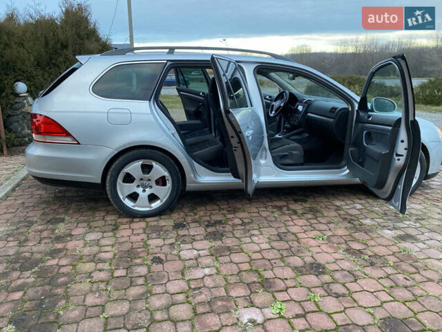 Серый Фольксваген Гольф, объемом двигателя 1.9 л и пробегом 343 тыс. км за 5900 $, фото 82 на Automoto.ua