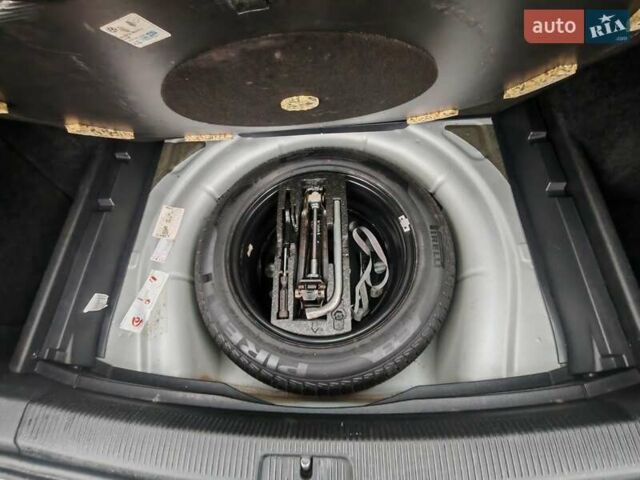 Серый Фольксваген Гольф, объемом двигателя 1.4 л и пробегом 245 тыс. км за 6000 $, фото 26 на Automoto.ua