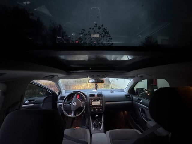 Серый Фольксваген Гольф, объемом двигателя 1.9 л и пробегом 284 тыс. км за 5500 $, фото 21 на Automoto.ua